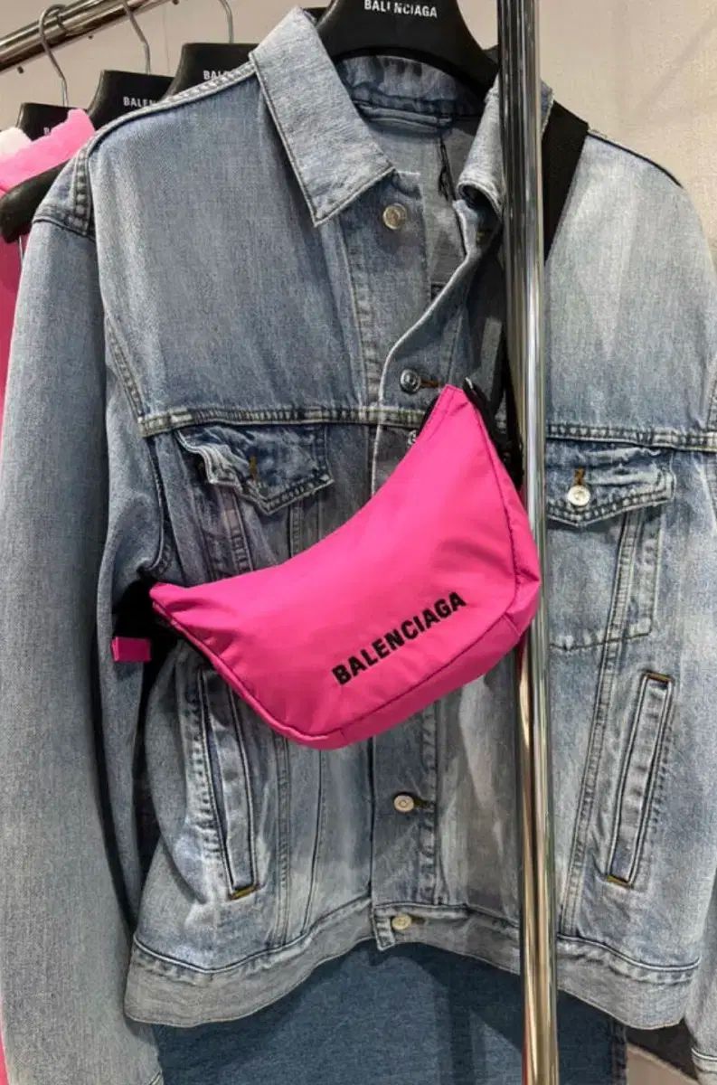 BALENCIAGA バレンシアガ ベルトバッグ