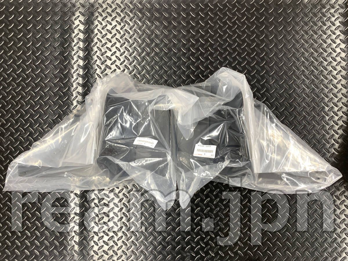 新品 トヨタ純正 100 ランドクルーザー ランクル リア リヤ