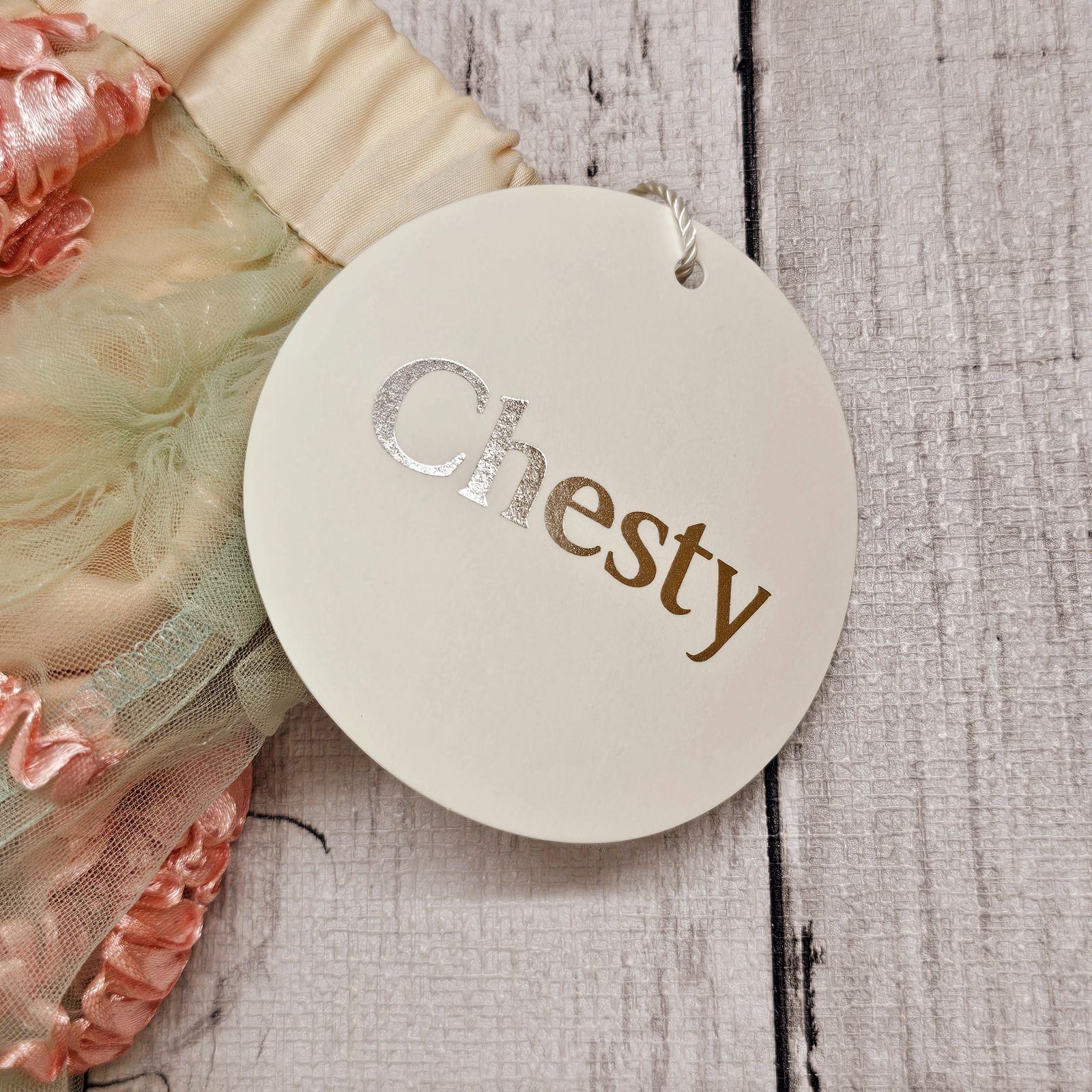新品【 Chesty 】チェスティ リボンチュール刺しゅうフリル