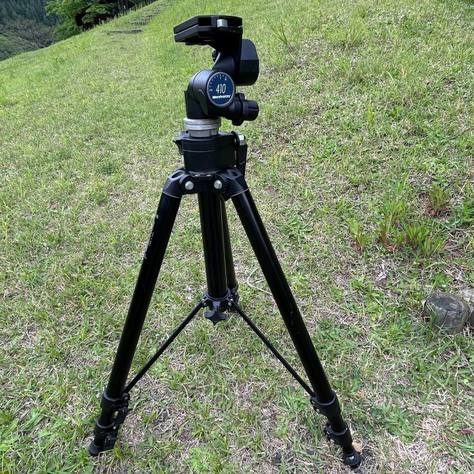 Manfrotto 074B 三脚 + 410 ギア付き ジュニア雲台