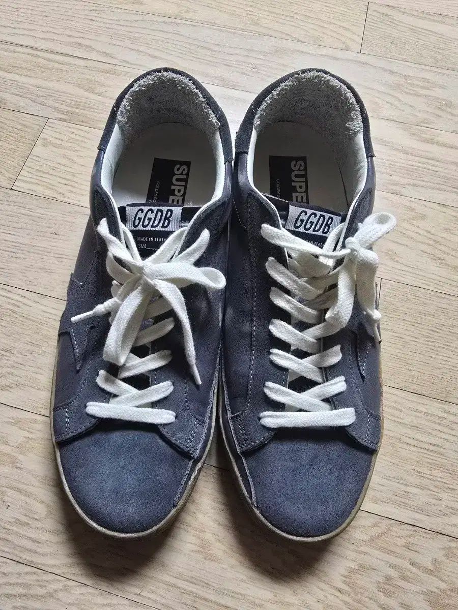 【雷市場（ポンジャン）商品韓国直送】 メンズ GOLDEN GOOSE(ゴールデングース) 39 サイズ