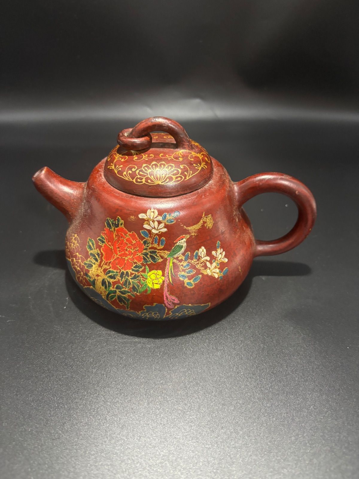 中国古美術・珍品旧蔵七宝彩と鎏金の磁器の茶壺・急須・底台付・文房具・置物・茶道具 中国古美術・珍品旧蔵七宝彩と鎏金の磁器の茶壺・急須・底台付