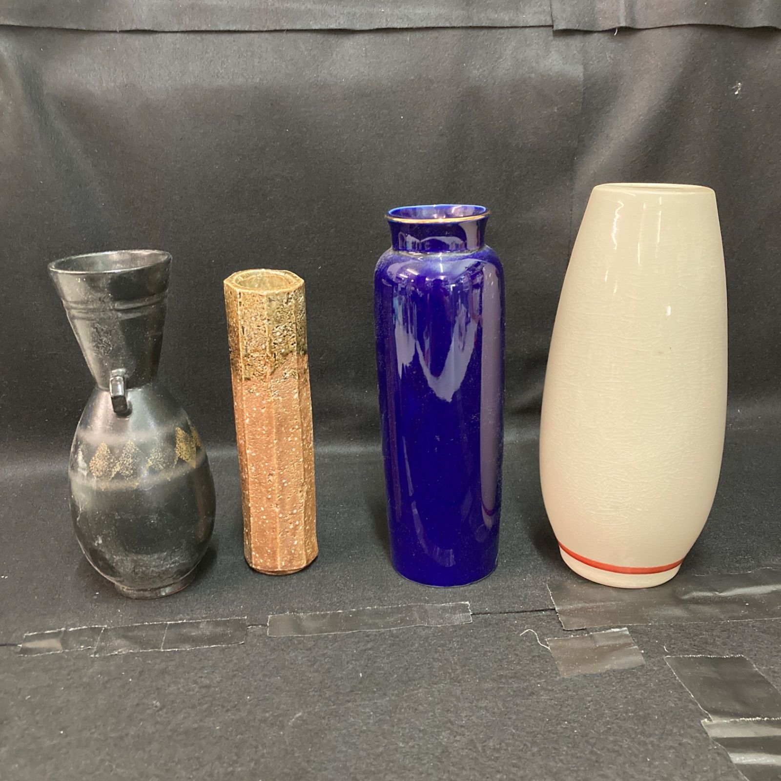花瓶 4点セット 九谷焼 鶯 紺色花瓶（色絵の磁器「孔雀の花鳥図 