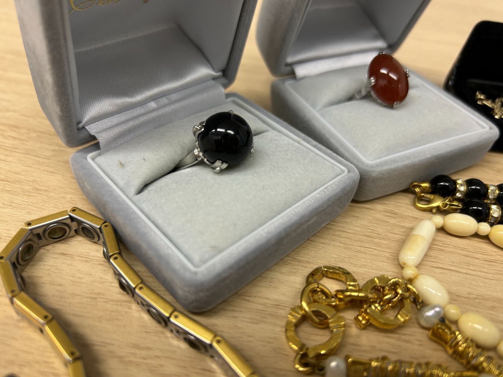 遺品整理　アクセサリー1.3k まとめ売り 遺品整理・まとめ売り】アクセサリー ジュエリー ネックレス