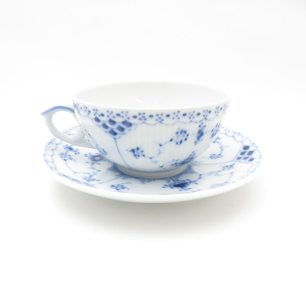 ROYAL COPENHAGEN ロイヤルコペンハーゲン ブルーフルーテッドハーフレース ティーカップ＆ソーサー SC9051G1