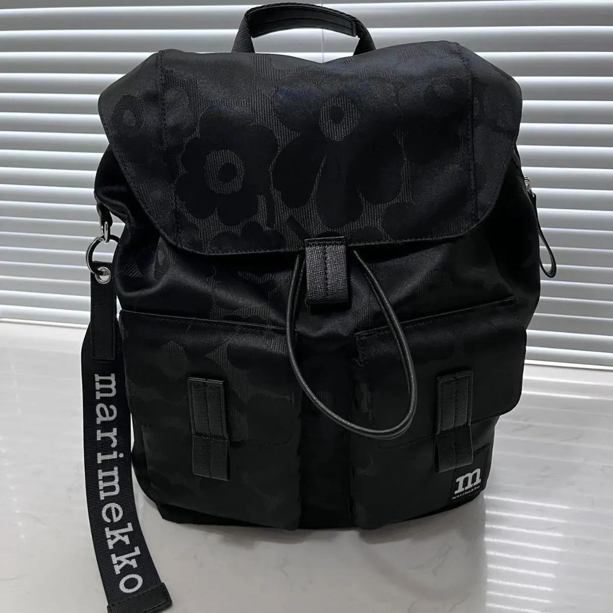 Marimekko マリメッコ リュック バックパック Everything Backpack Unikko ウニッコ 花柄付き サイズL