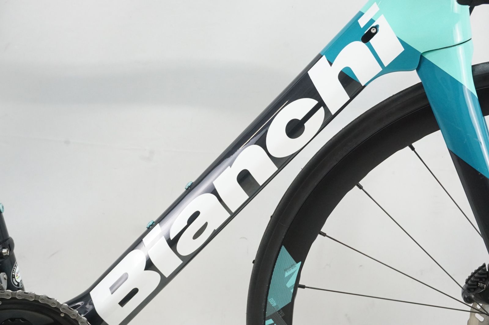 BIANCHI ビアンキ OLTRE XR3 DISC 105 DI2カスタム モデル ロードバイク 大宮店 BRIGHTFACE_UK