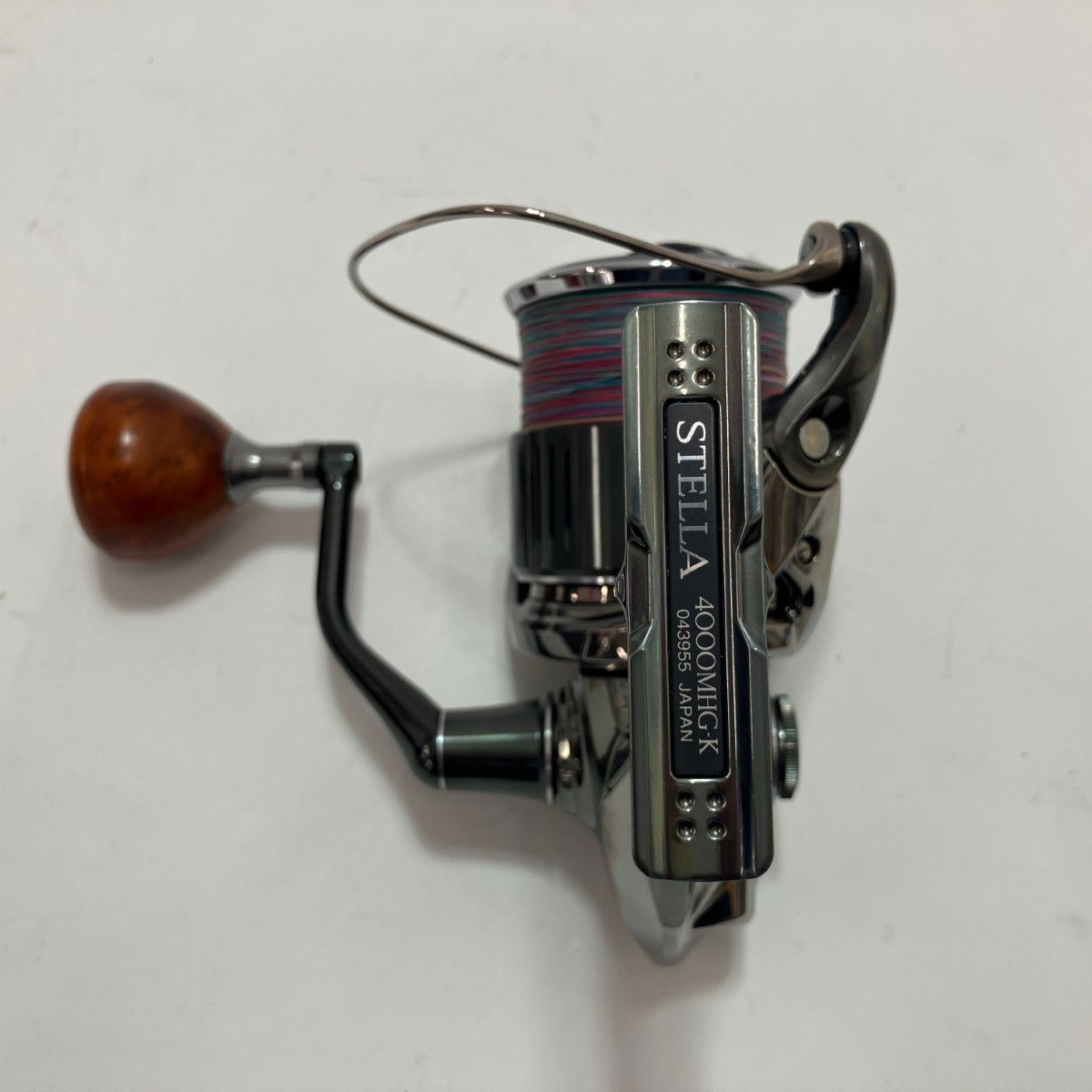 SHIMANO - SHIMANO シマノ スピニングリール 22 ステラ STELLA 4000MHG カスタムハンドルノブ 043955 SHIMANO シマノ スピニングリール 22 ステラ STELLA 4000MHG