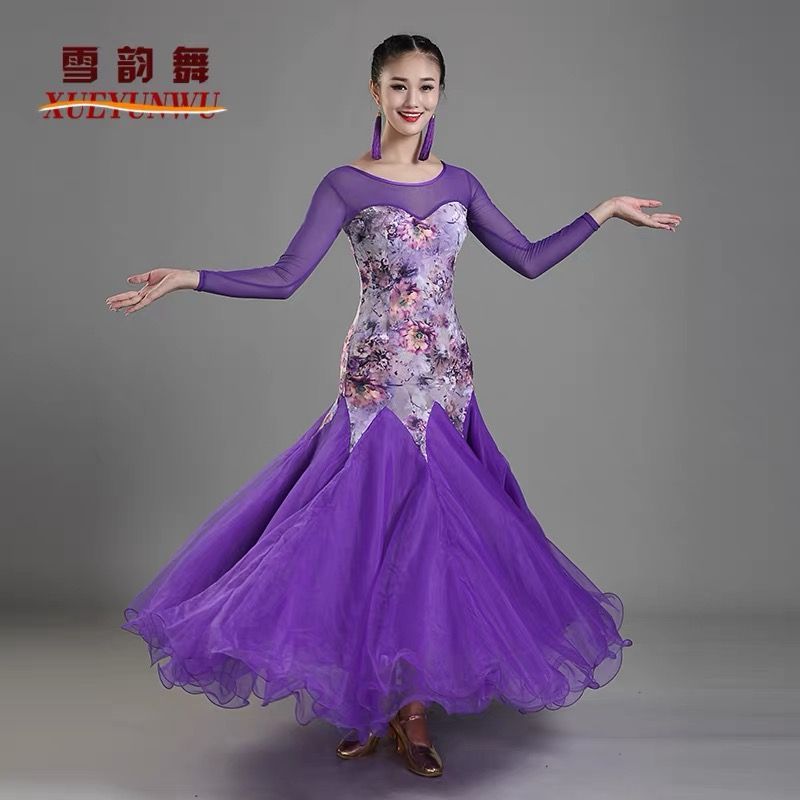 社交ダンスレッスン着