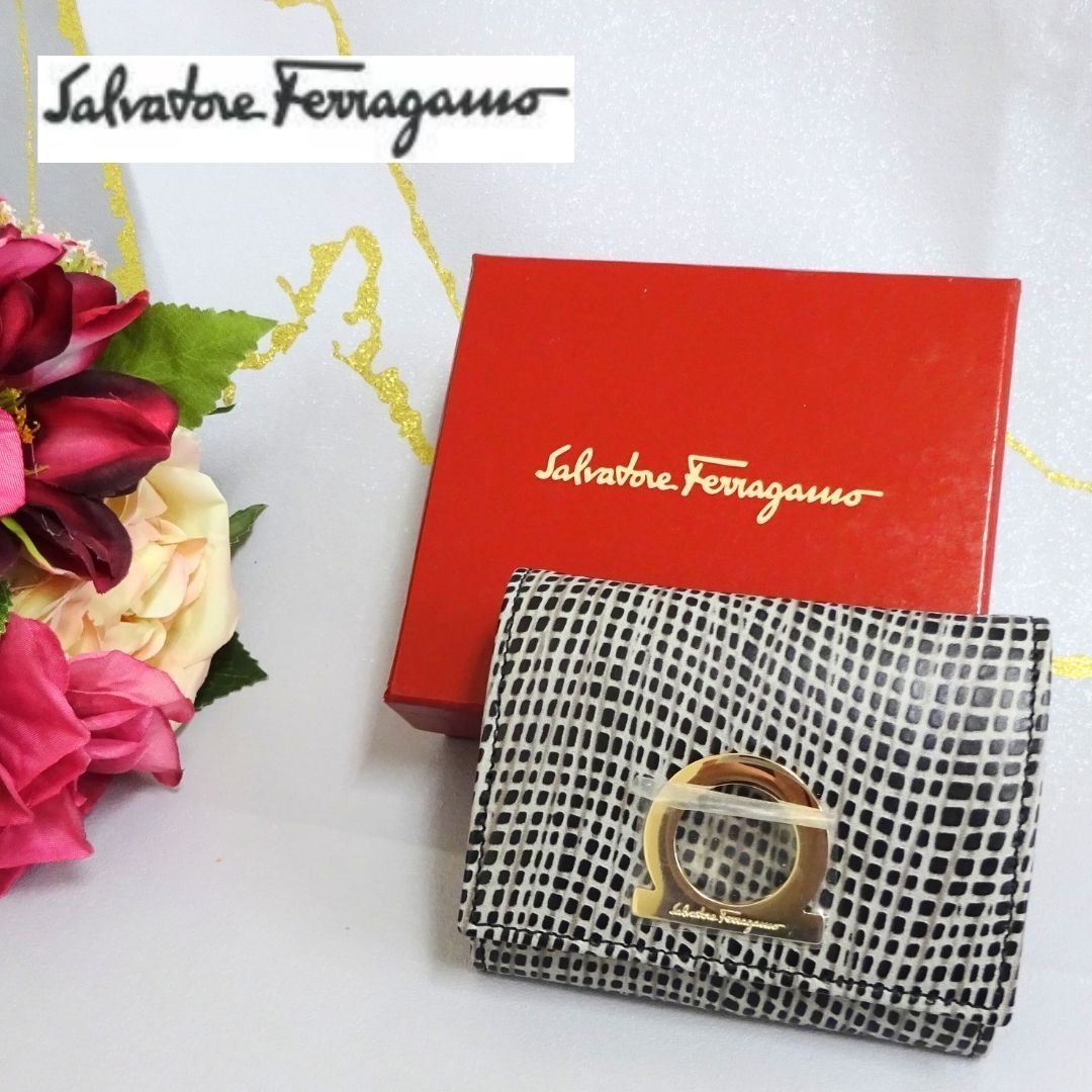 史上最も激安 新品！箱付き【Salvatore フェラガモ Ferragamo/サルバトーレ 小物