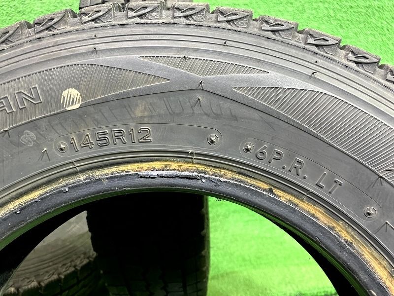 DUNLOP スタッドレス ダンロップ ウインターマックスSV01 145R12/6PR 4