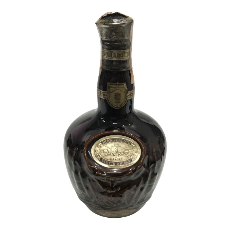 スコッチ ウイスキー ROYAL SALUTE 21年 陶器ボトル 茶色 700ml 43度 ロイヤルサルート 1289g 保存袋あり 【古酒/未開栓品】 22406K371