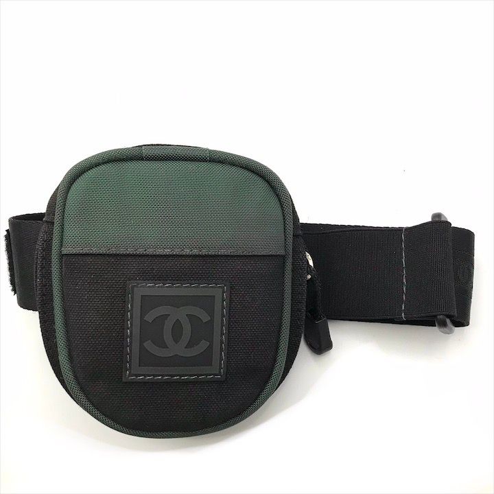 CHANEL シャネル ココマーク スポーツライン キャンバス アーム ポーチ バッグ 小物入れ ブラック グリーン ユニセックス a7443