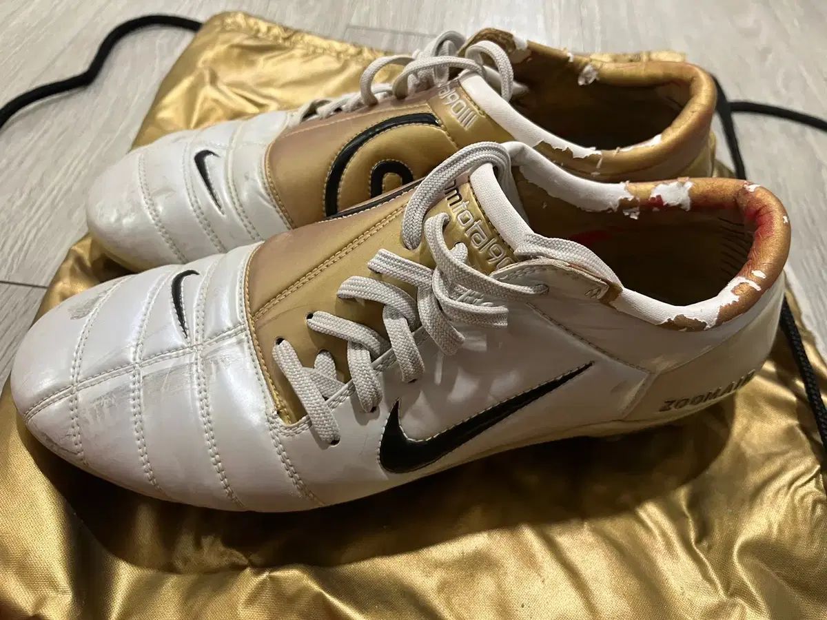 イタリア製 NIKE ナイキ 合計 90 エアズーム 3 FG 270 サッカーシューズ