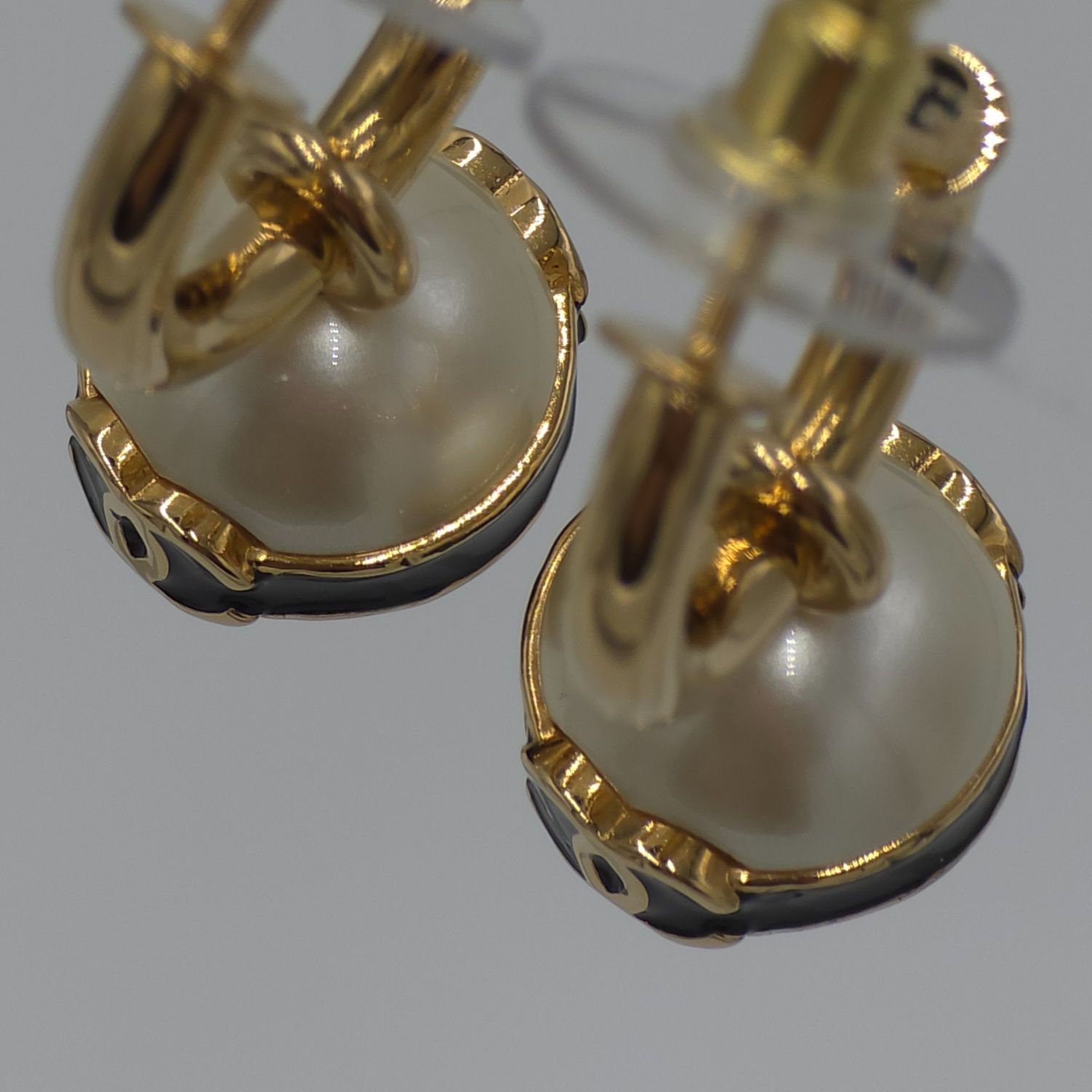 シャネル ココマーク GP×パール ピアス(両耳用) B15B ゴールド 楽天市場】【中古】CHANEL シャネル ココマーク フェイクパール