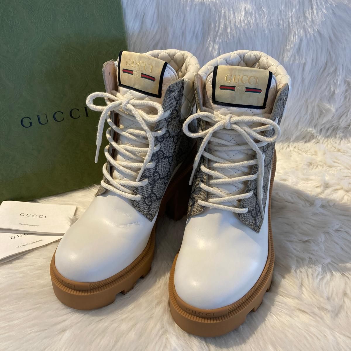 GUCCI グッチ GGスプリーム ウィメンズアンクルブーツ