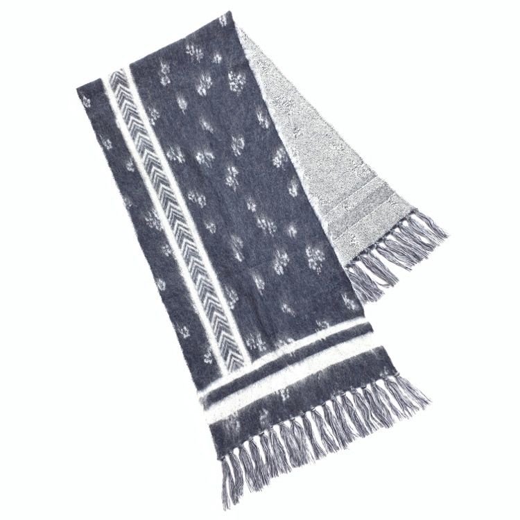 伊勢丹限定 金木犀モチーフ マフラー Mame Kurogouchi マメクロゴウチ Osmanthus Motif Knitted Scarf  ネイビー - メルカリ