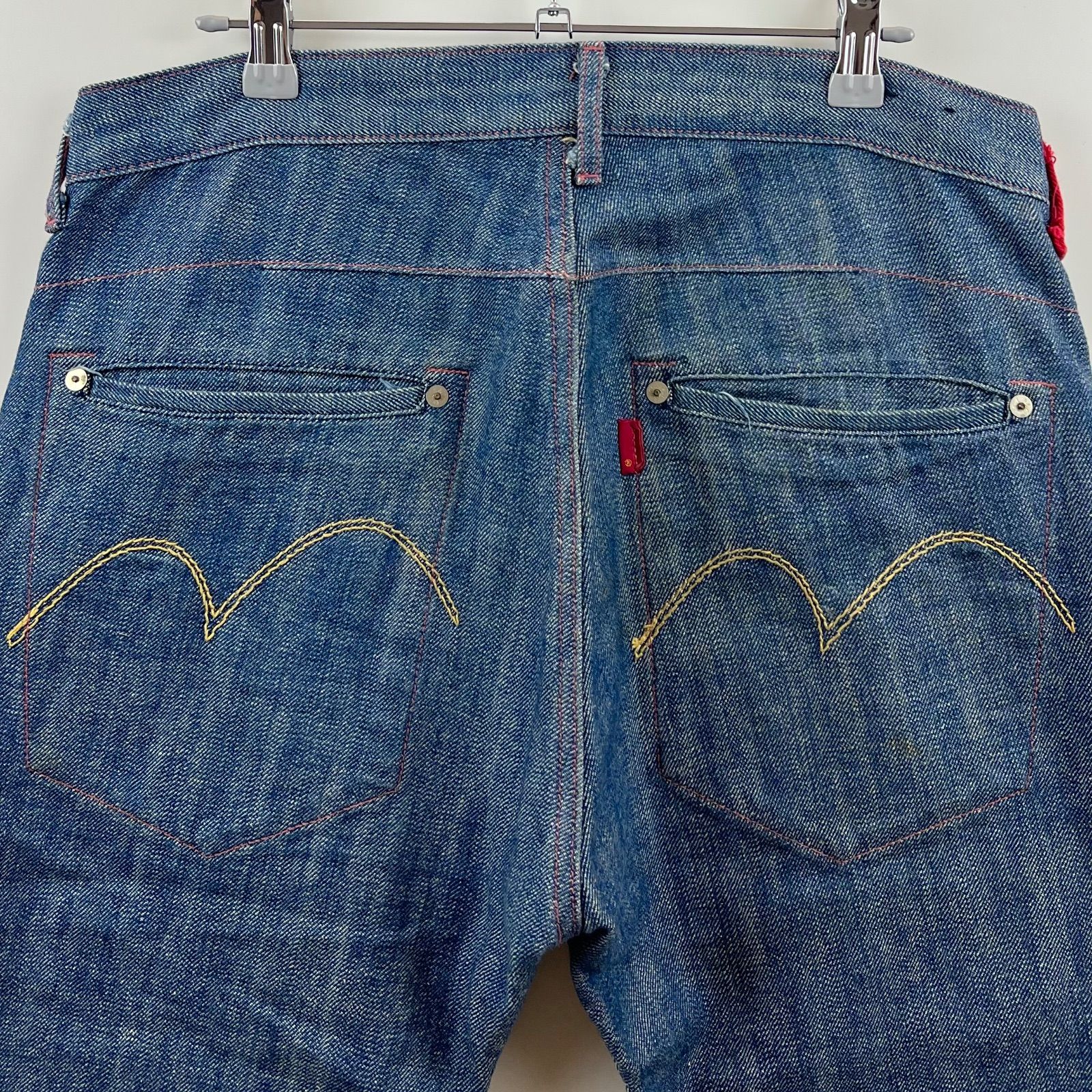Levi's circle R 00s archive red loop croped denim pants
