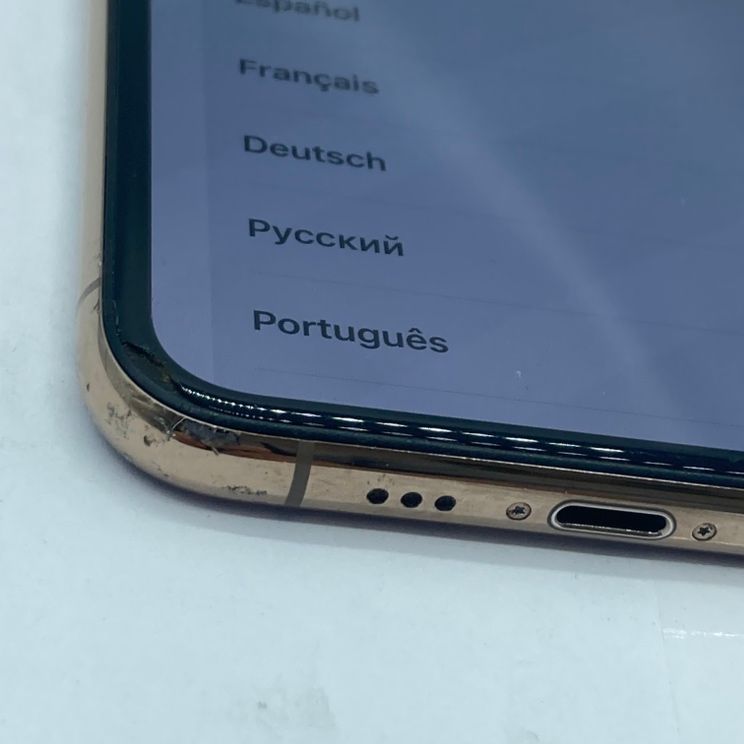 ジャンク iPhone 11 Pro 256GB 画面割れ 背面割れ キズ多数 画面浮き 19
