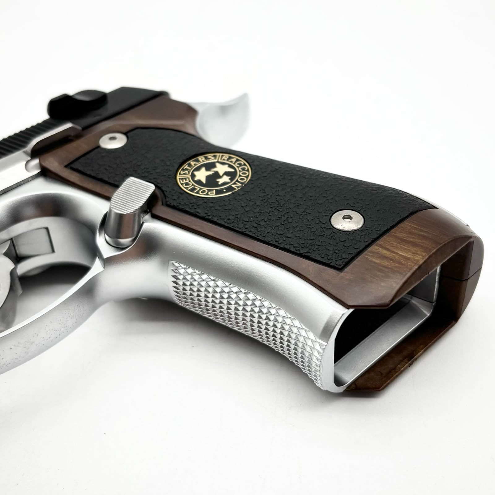 アルバート.W.モデル01