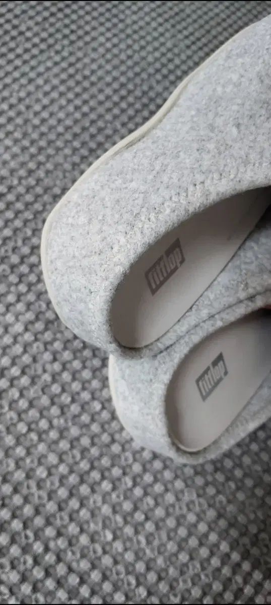 フィットフロップ