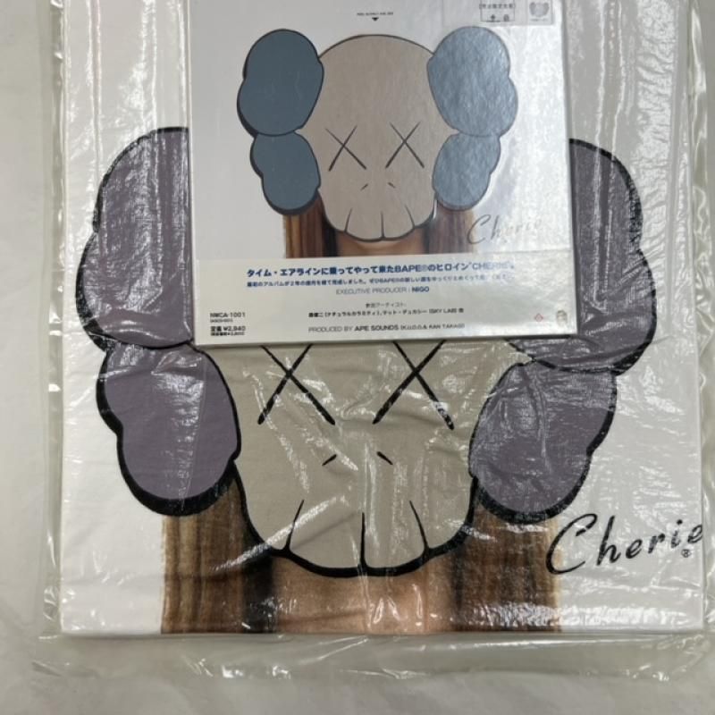 A BATHING APE アベイシングエイプ ×KAWS × cherie 希少 未開封 CD