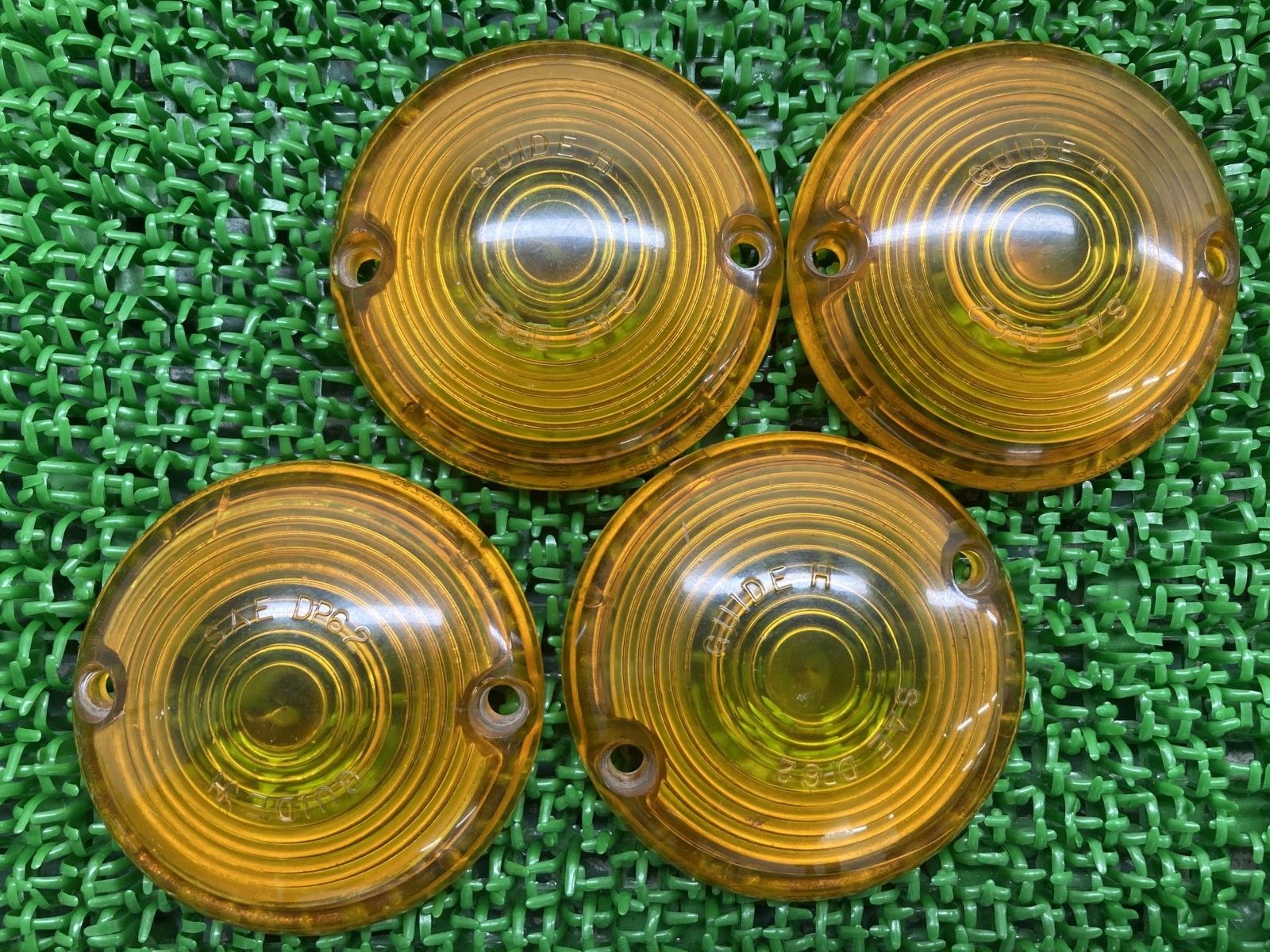 FLH1200 ウインカーレンズ DP62/5940136 ハーレー 純正 バイク 部品