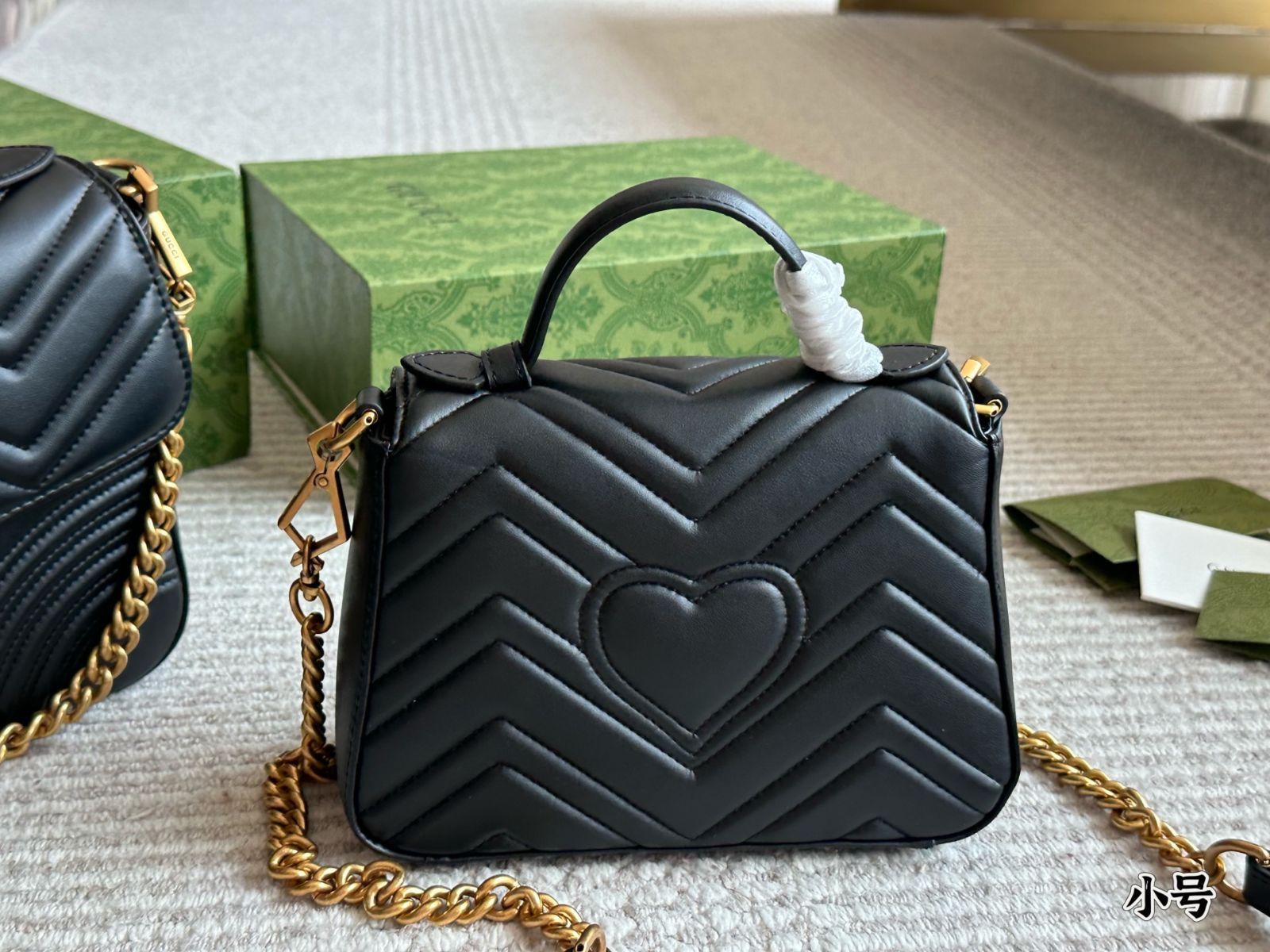 Gucci Marmont グッチ　マーモント　ラフィア　ハンドバッグ グッチ24年夏新作、ラフィア素材マルチカラー「GGマーモント