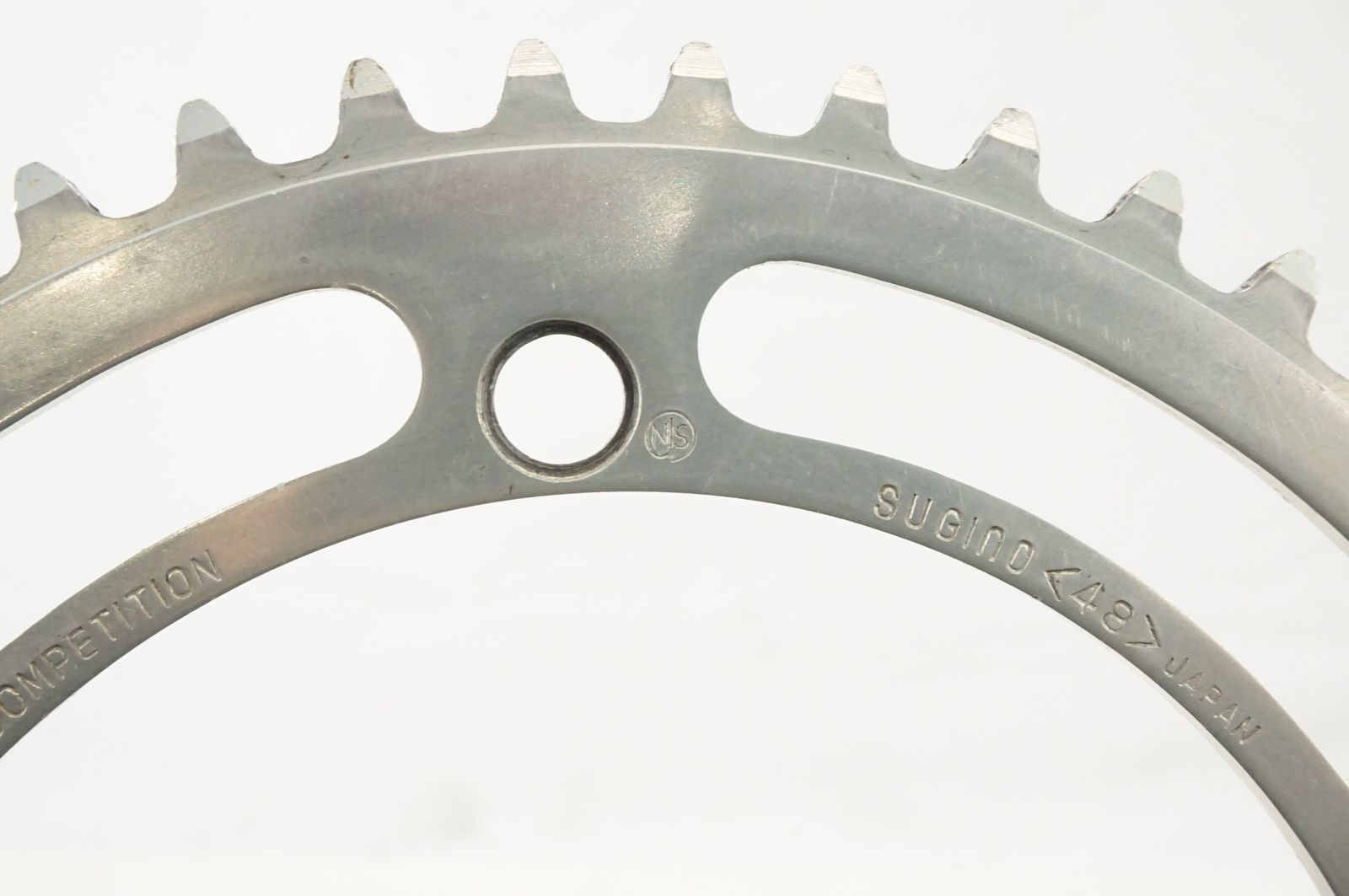 SUGINO 「スギノ」 MIGHTY COMPETITION PCD144 48T 厚歯 チェーン