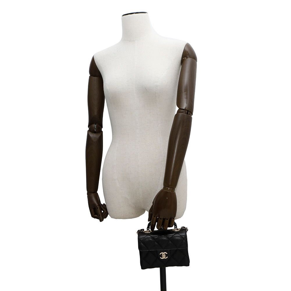 美品♡2015年クリスマス限定♡クラッチバッグ　ハンドバッグ　マトラッセ CHANEL - 美品 シャネル ラインストーン クラッチバッグ