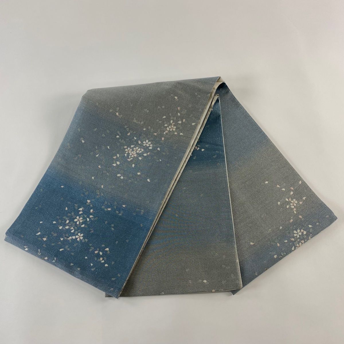 袋帯 美品 秀品 桜 箔 青灰色 六通 正絹 【中古】