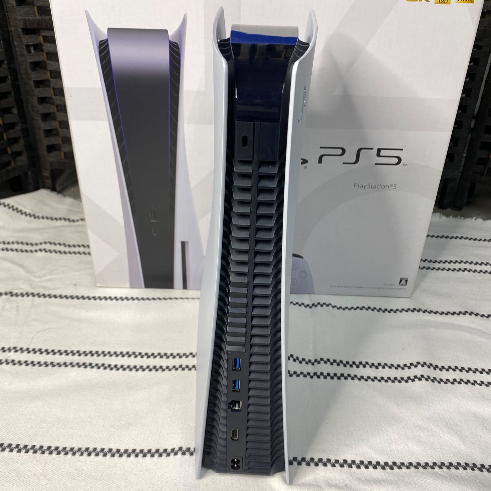 Sony Playstation 5 Console - Blu-Ray CFI-1200A : Amazon.sg