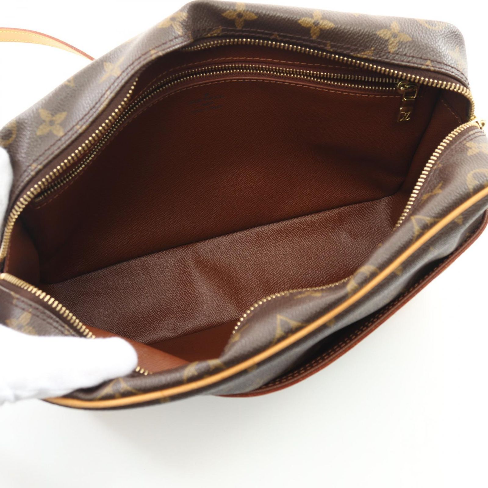 ルイ・ヴィトン LOUIS VUITTON ショルダーバッグ トロカデロ30 M51272  