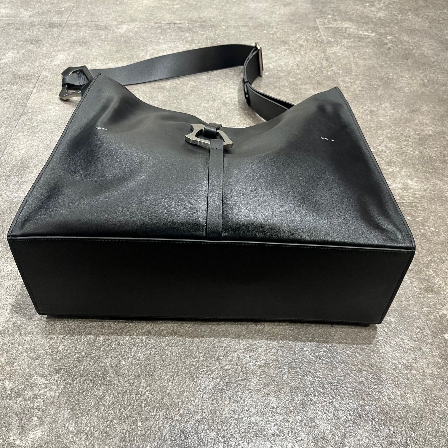 新品未使用】HELIOT EMILショルダーバッグ