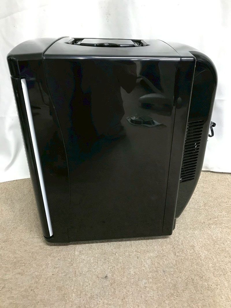 北見市発】ベルソス VERSOS 25L冷温庫 VS-404WH/BK 25L 黒
