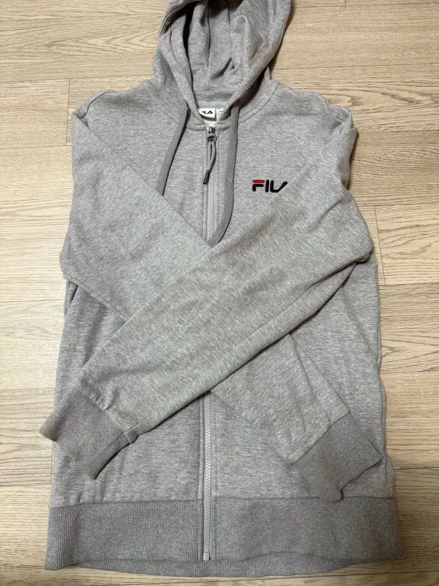 FILA フード付きパーカーとスカートセット グレー FILA(フィラ) グレー ジップアップパーカー フード付き 90 ( S ) FILA