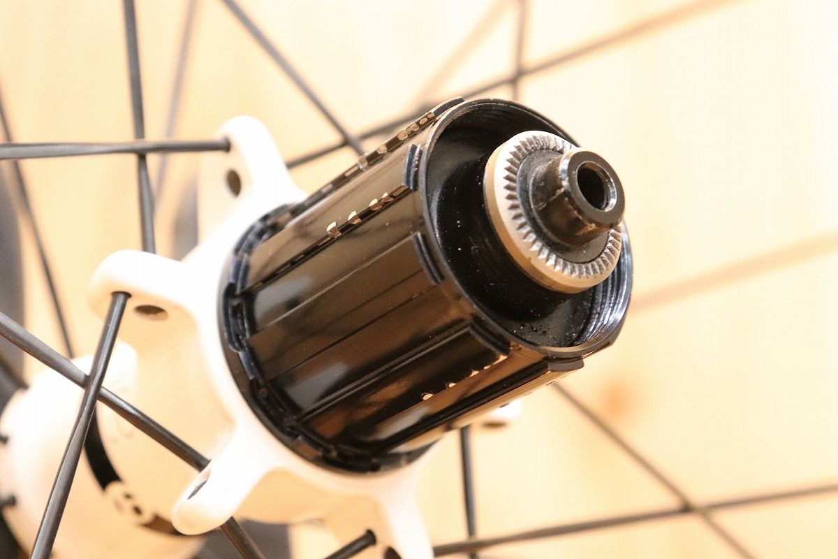 ボントレガーアイオロス7カーボンホイール Bontrager Aeolus 7 TLR D3 Clincher Road Wheel - Trek Bikes (JP)