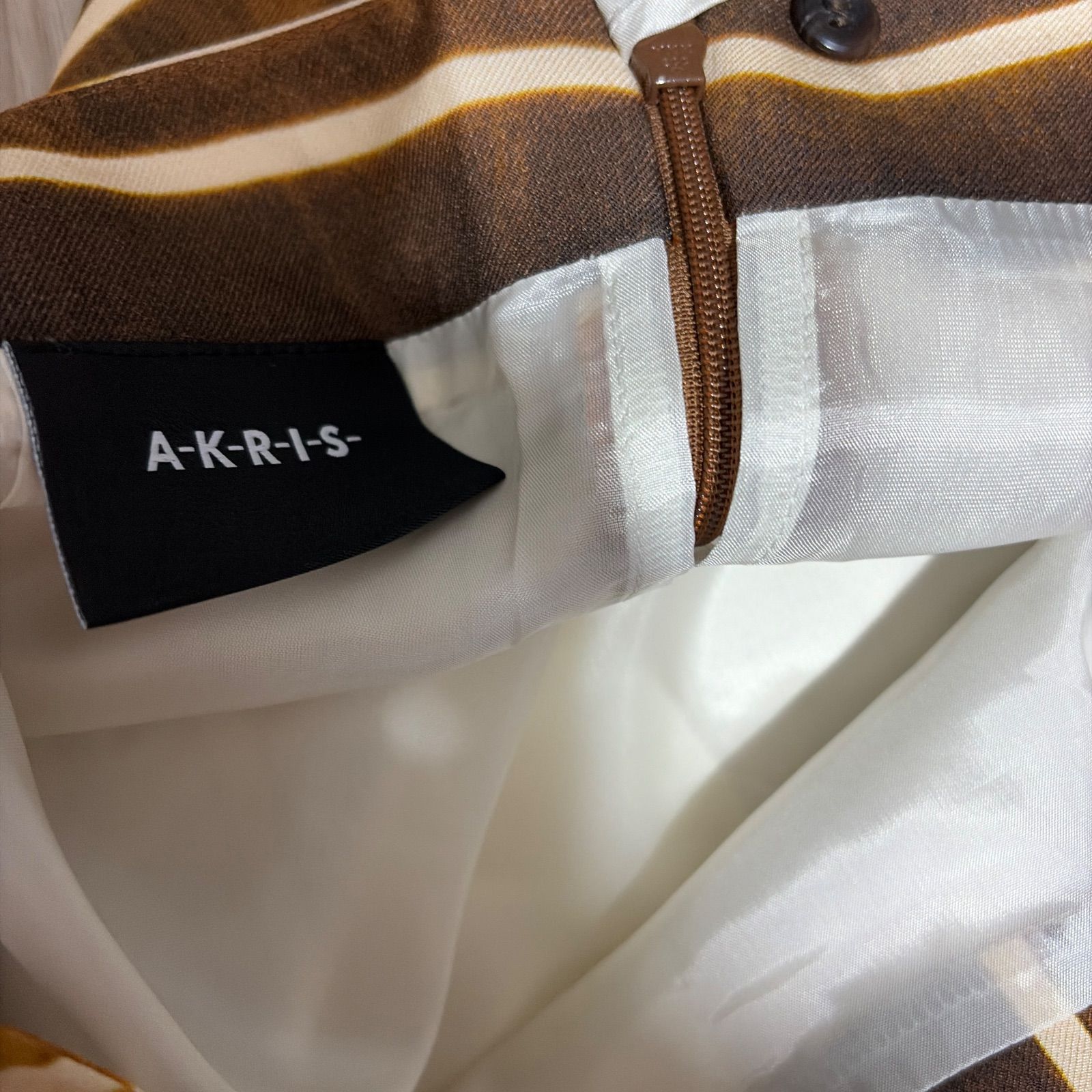 Z1580 皇室御用達AKRIS アクリス A-K-R-I-S- スカート ミニスカート タイトスカート US6 GULLKHAN_COM