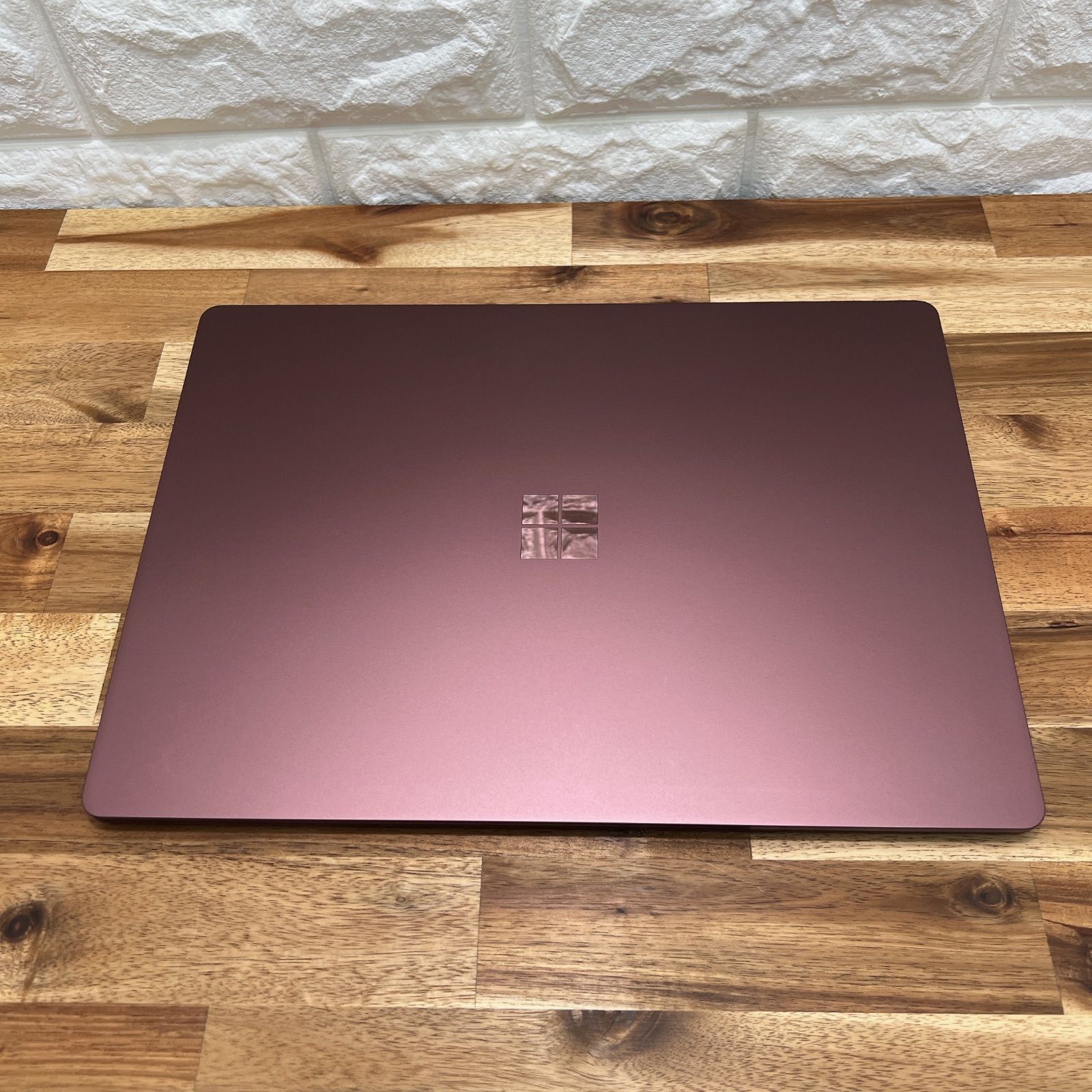 赤 Surface laptop☘Corei5第7世代☘SSD256GB/メ8G-