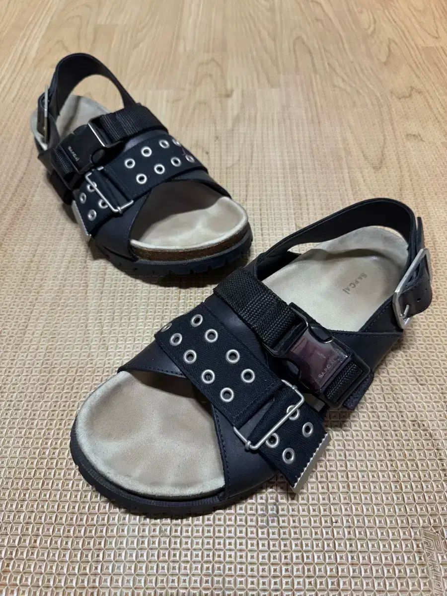 42 sacai サカイ X アペッセ ジュール サンダル
