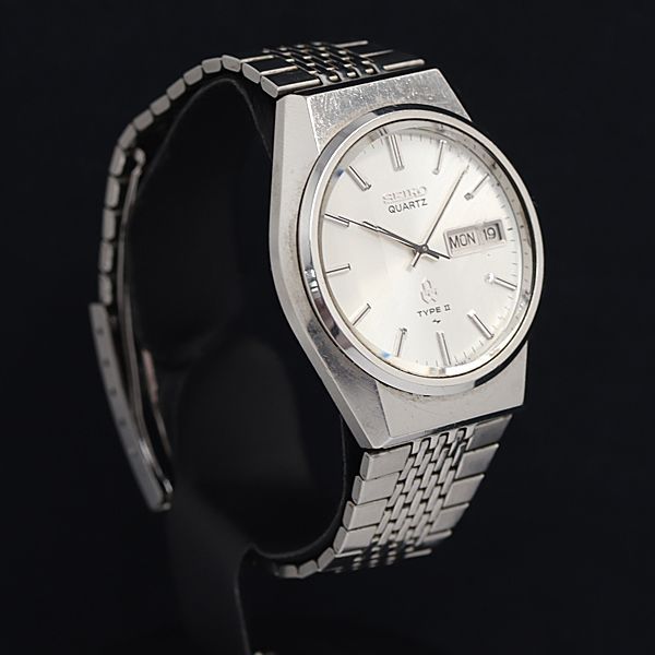 セイコー タイプ2 QZ シルバー文字盤 デイデイト 7123-8080 メンズ