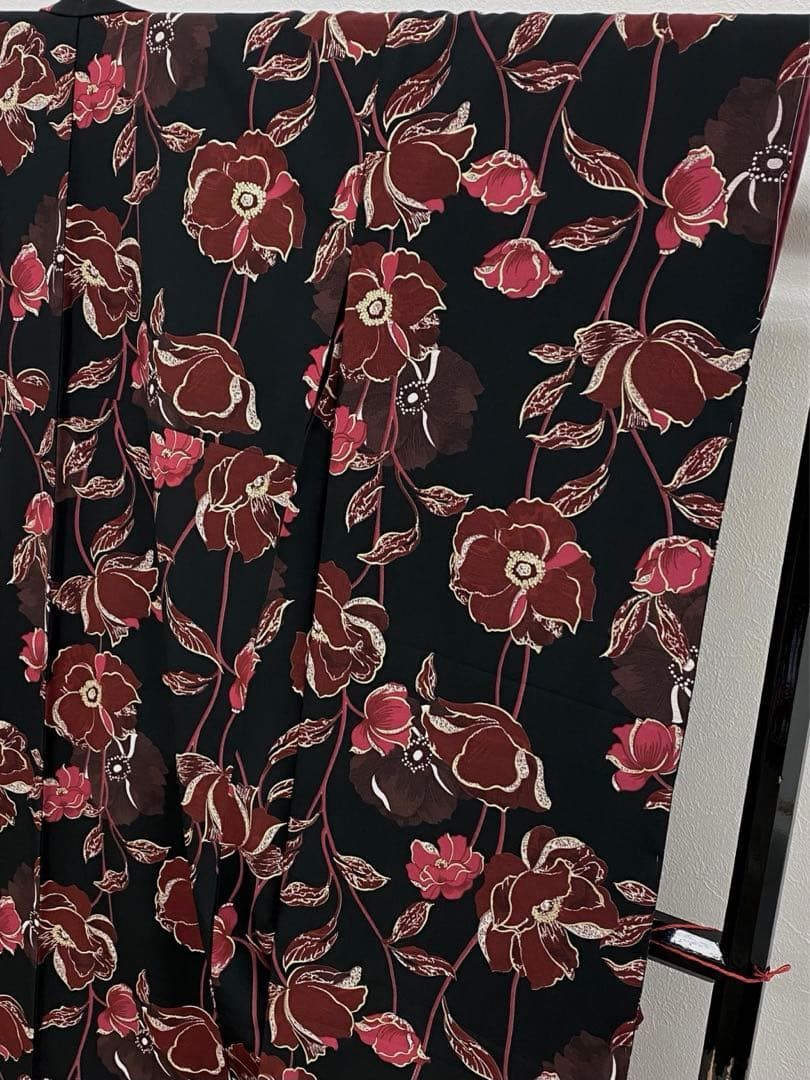 ポリエステル 小紋振袖 紅一点 玉城ティナ 豪華 洋花 身丈171cm 躾糸付き WWW_OLIVIERBERNSTEIN_COM