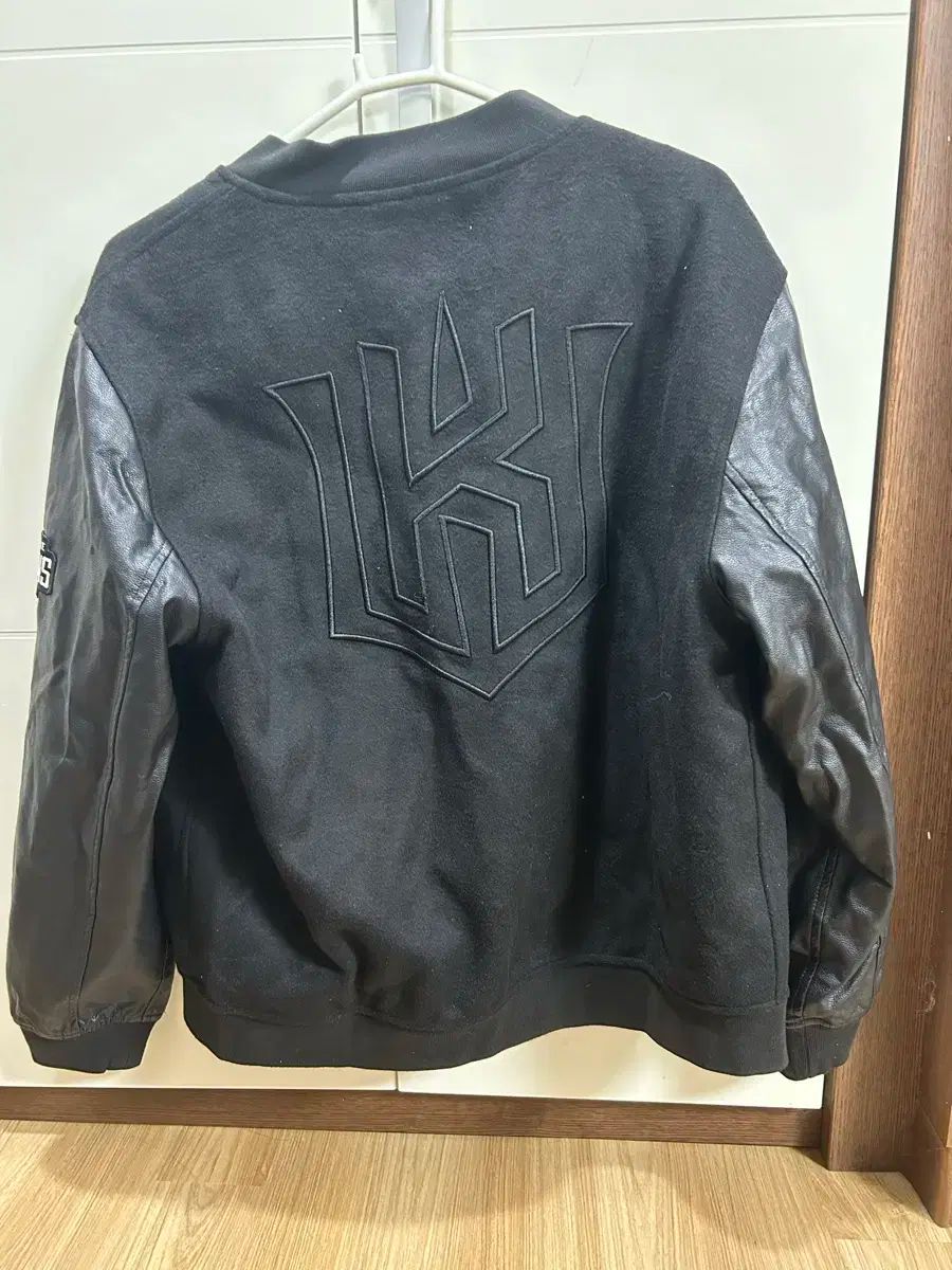 ktウィズ21 굿スタッフ 野球ジャケット アウター