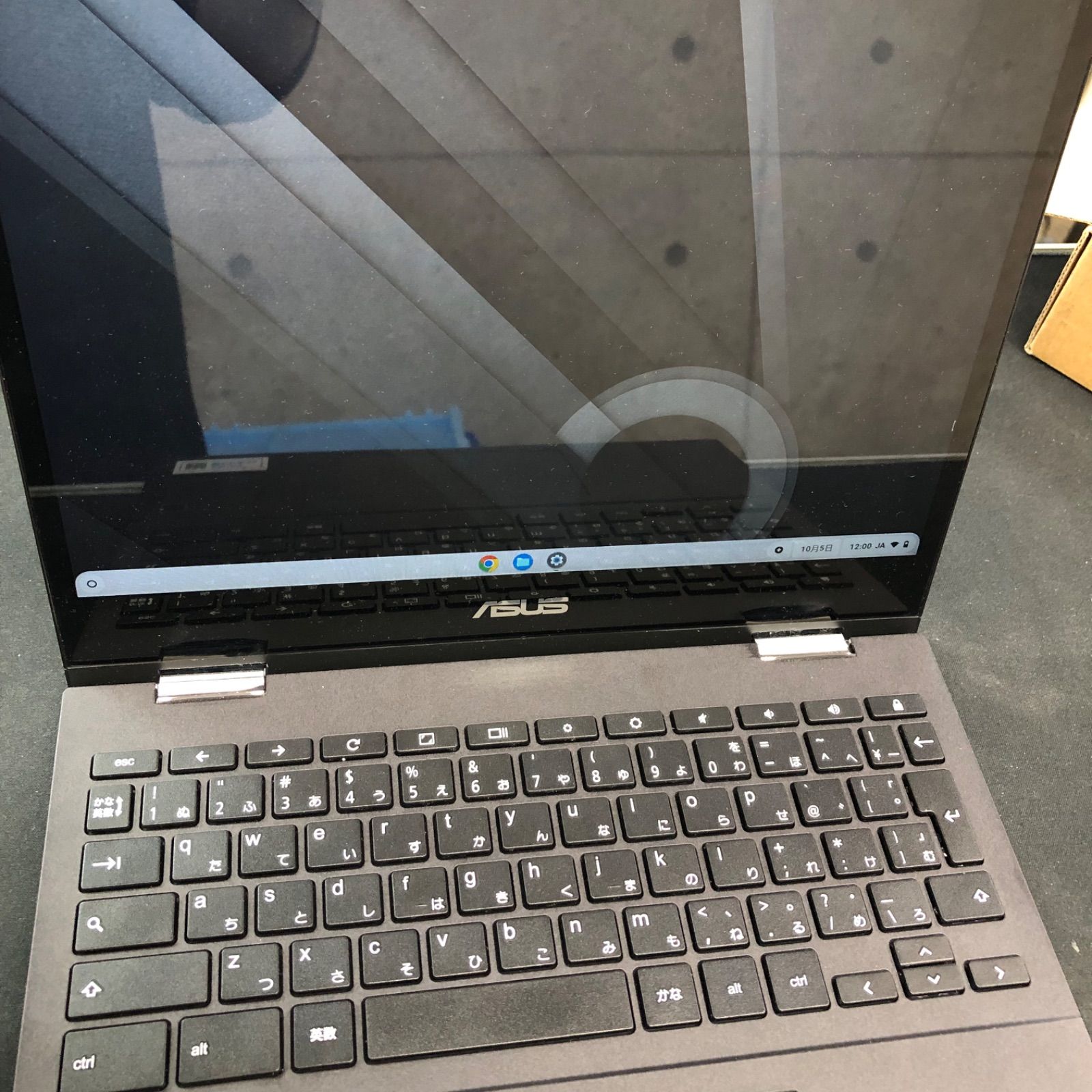 品 ASUS Chromebook Flip CM3 MediaTek Kompanio 820 4GB 64GB シルバー