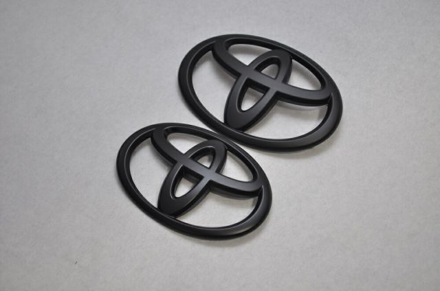 トヨタ８６　ＺＮ６　前期／後期　マットブラックｏｒピアノブラックエンブレム　フロント／リアトヨタマークＳＥＴ　　INVENTER/grow/メッキ/ブラッククローム/ゴールド/車エンブレム/車パ