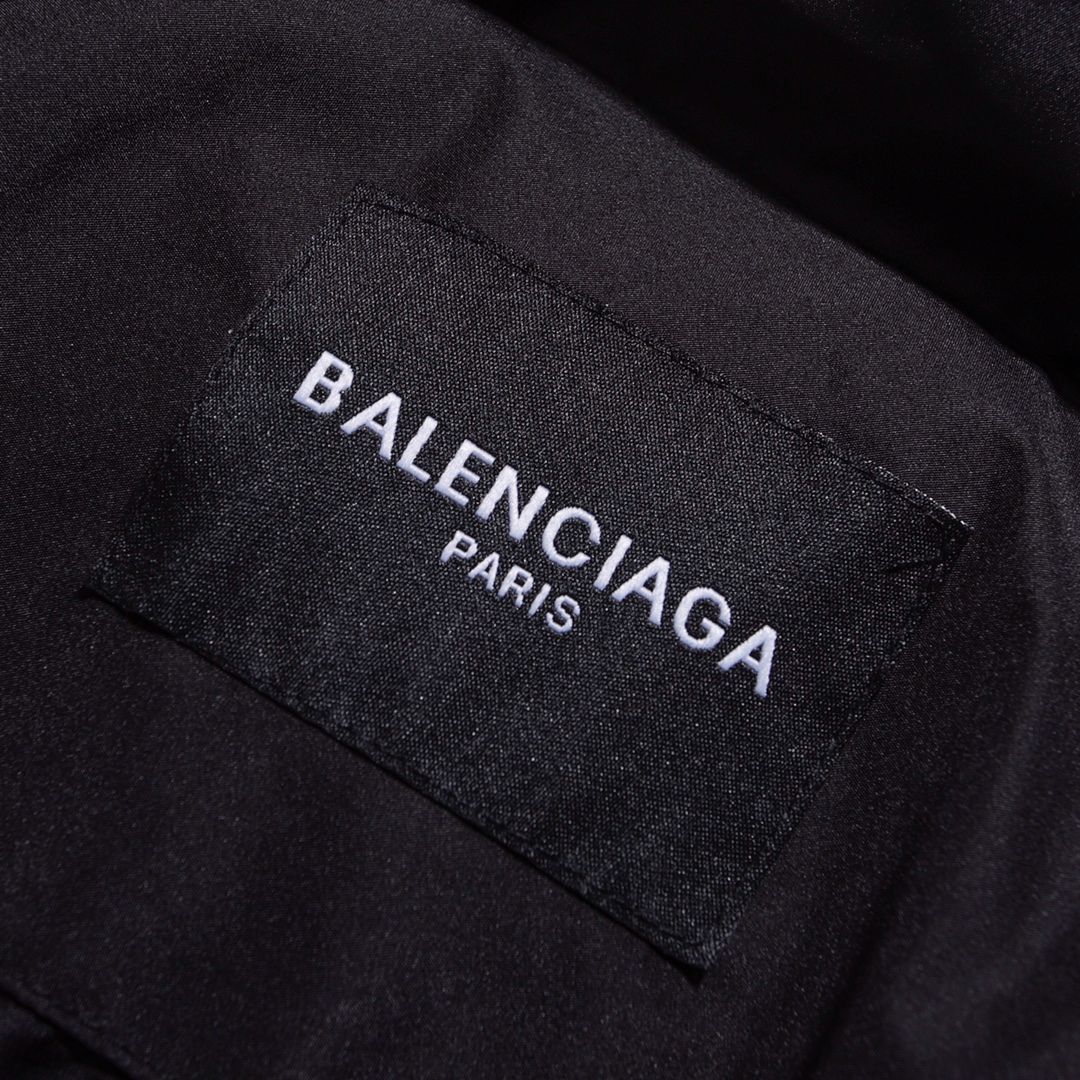 Balenciaga バレンシアガ コーラ 前後ウェーブ アルファベット 刺繍ダウン ジャケット