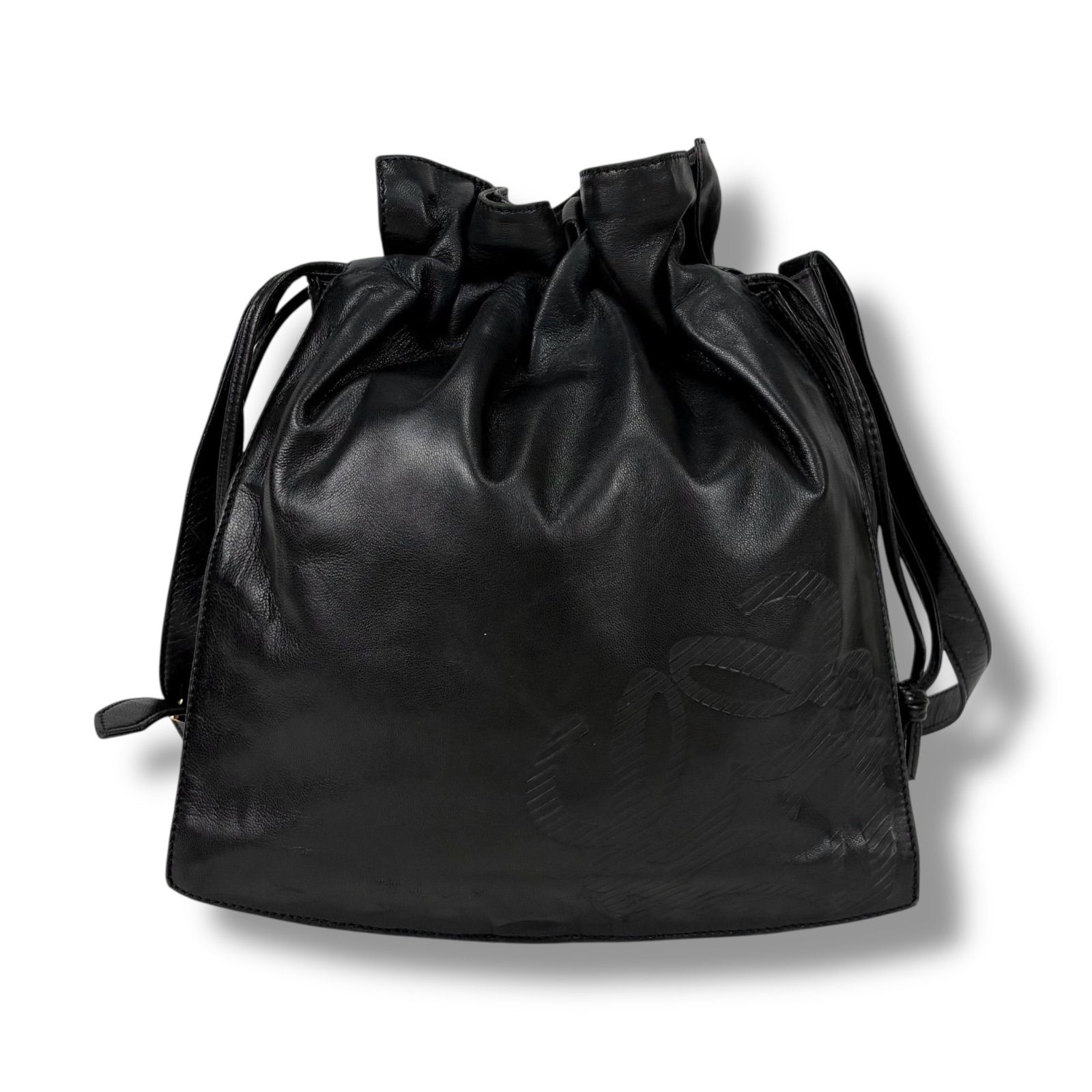 LOEWE ロエベ ミニリュック 巾着型 レザー 黒 アナグラム ロゴ金具 LOEWE ロエベ ミニリュック 巾着型 レザー 黒 アナグラム ロゴ金具