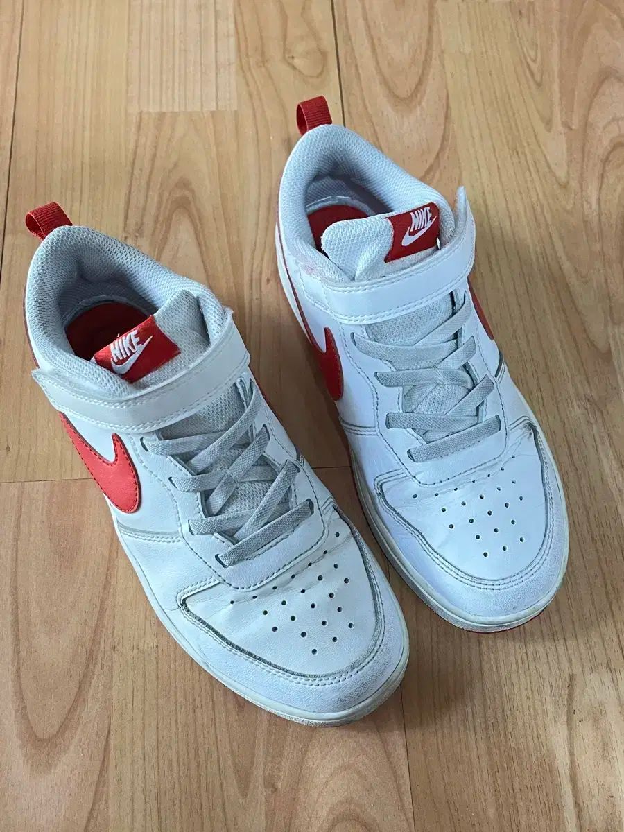 【雷市場（ポンジャン）商品韓国直送】 NIKE(ナイキ) 靴