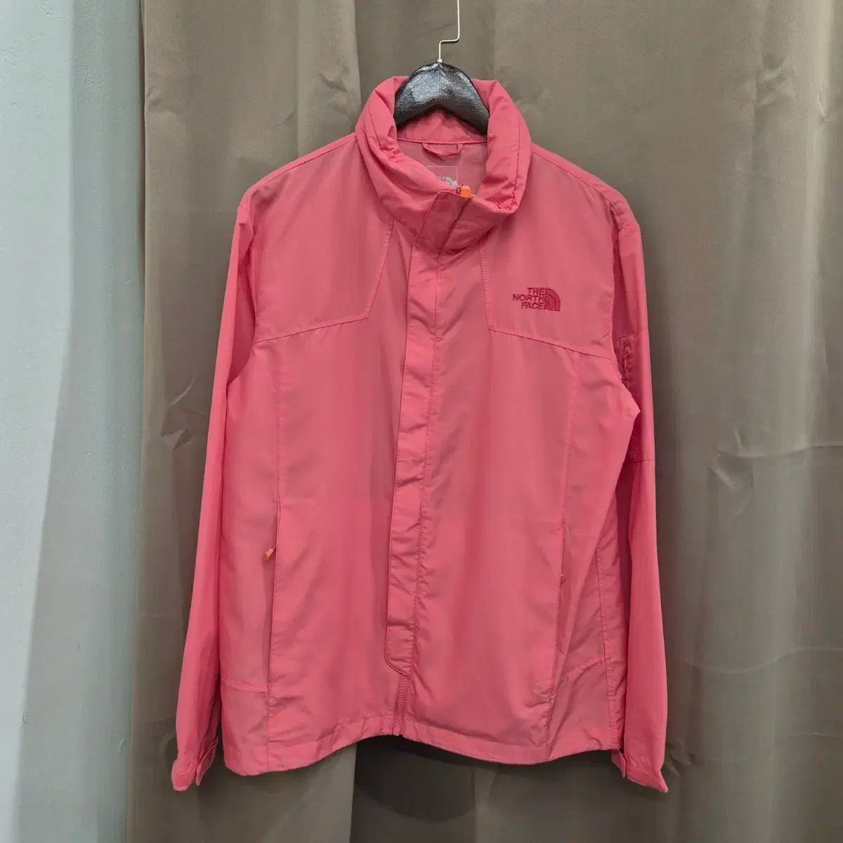 THE NORTH FACE(ザ・ノース・フェイス) ピンク ウィンド