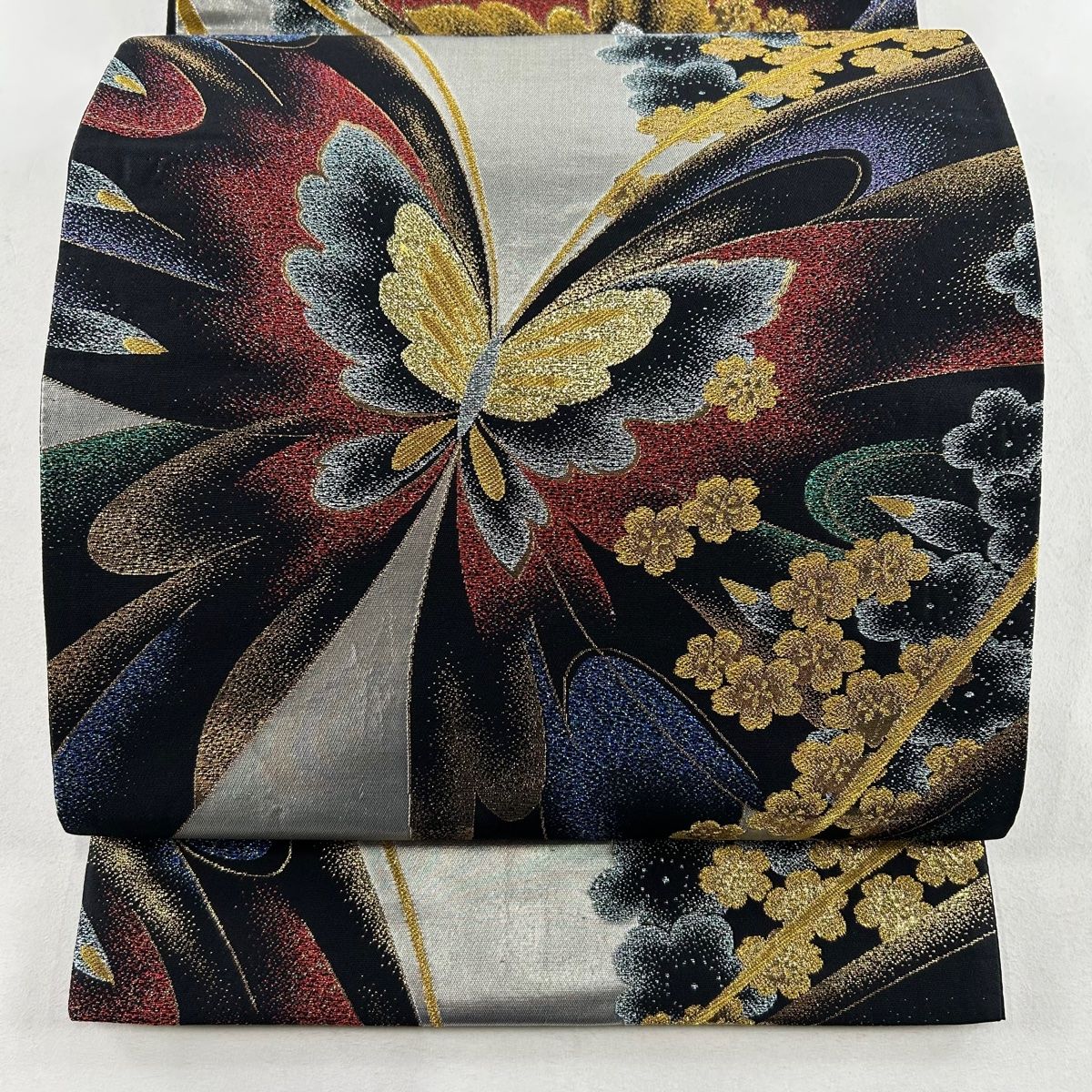 袋帯 秀品 振袖向き 蝶 花 金銀糸 箔 銀色 六通 正絹 【中古